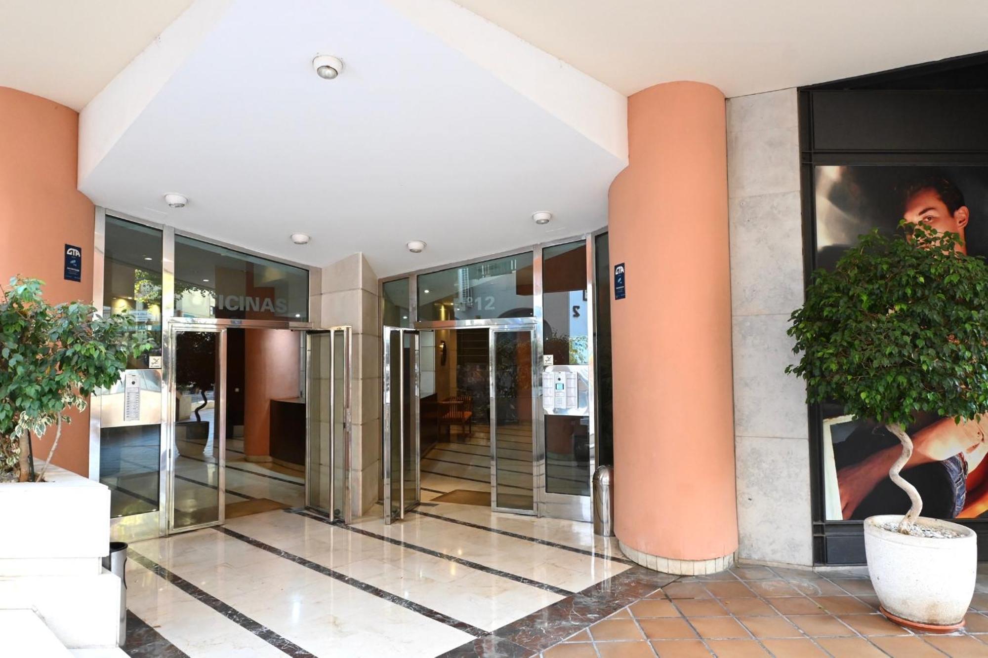 Centro Y Playa! Apartment Marbella Exterior photo
